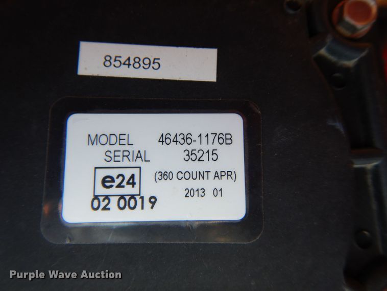 image for item DL5945 2013 White Challenger 8800  no-till planter