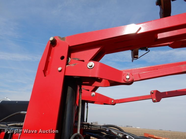 image for item DL5945 2013 White Challenger 8800  no-till planter