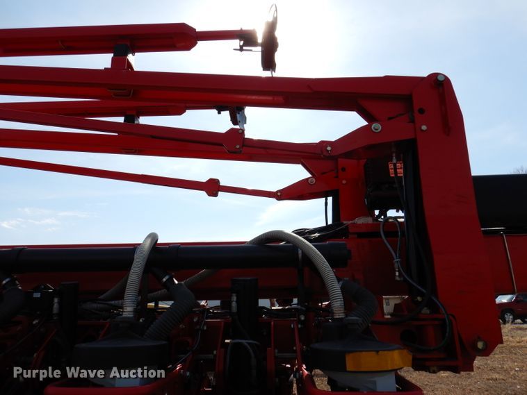 image for item DL5945 2013 White Challenger 8800  no-till planter