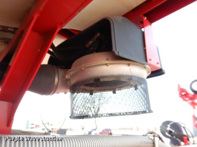 image for item DL5945 2013 White Challenger 8800  no-till planter