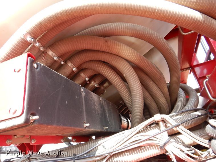 image for item DL5945 2013 White Challenger 8800  no-till planter