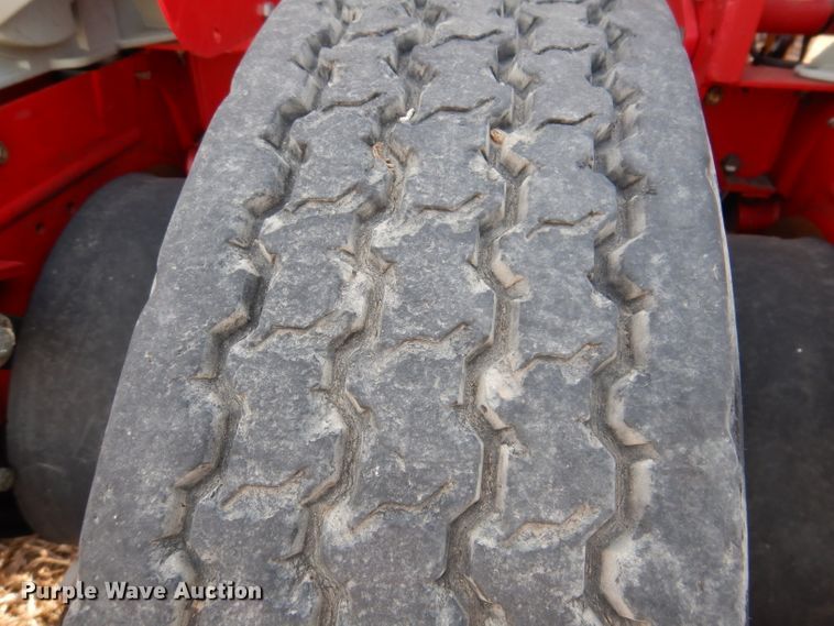 image for item DL5945 2013 White Challenger 8800  no-till planter