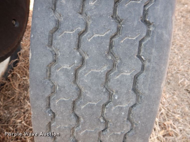 image for item DL5945 2013 White Challenger 8800  no-till planter