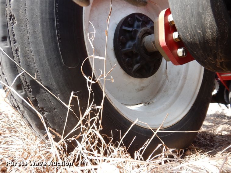 image for item DL5945 2013 White Challenger 8800  no-till planter