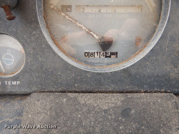 image for item DM1034 1972 John Deere 4320  tractor