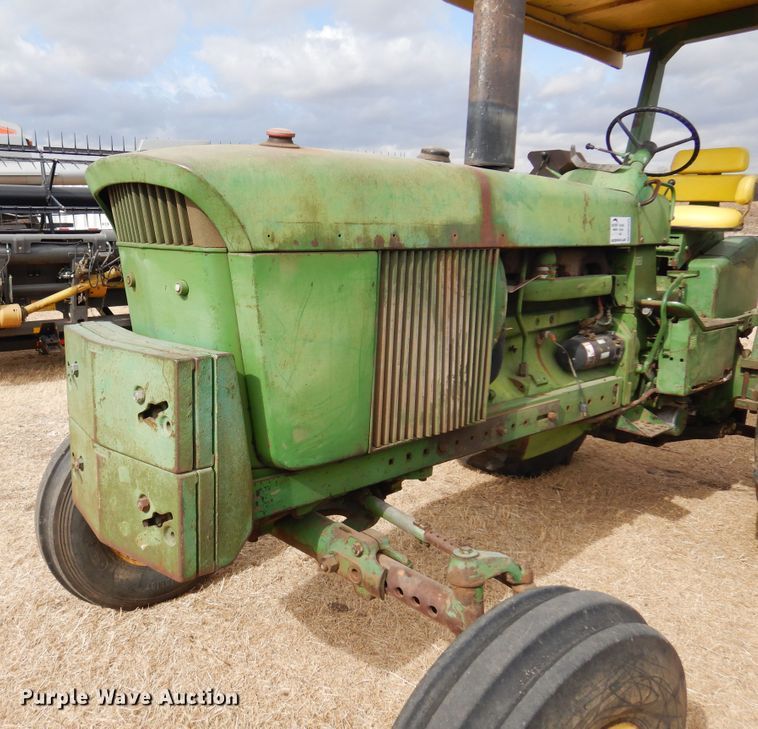 image for item DM1034 1972 John Deere 4320  tractor