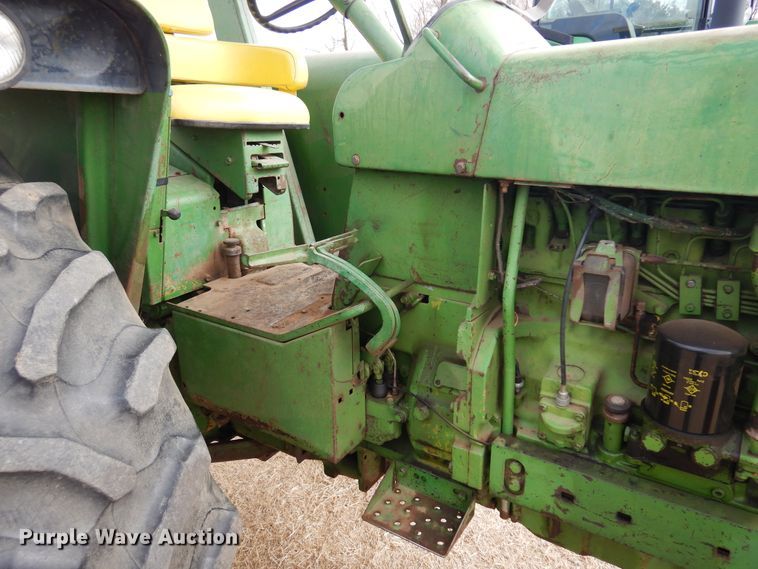 image for item DM1034 1972 John Deere 4320  tractor