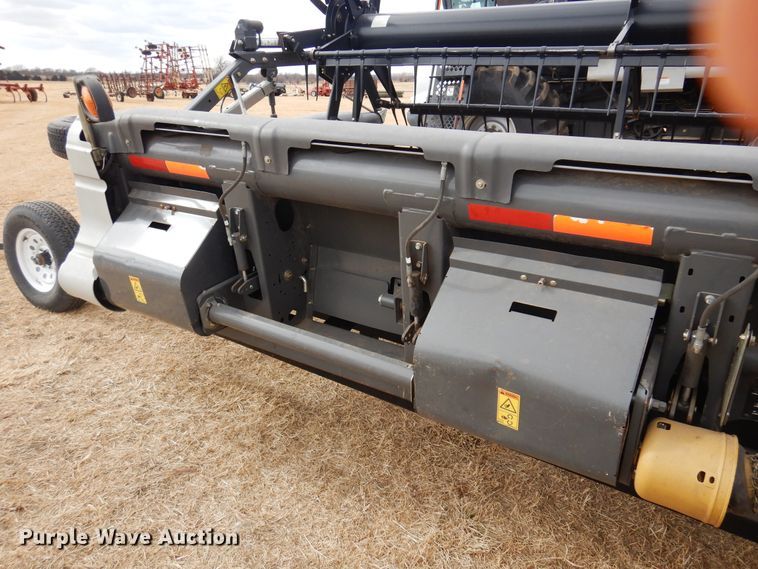 image for item DM1036 Gleaner Dynaflex 9250  flex draper head