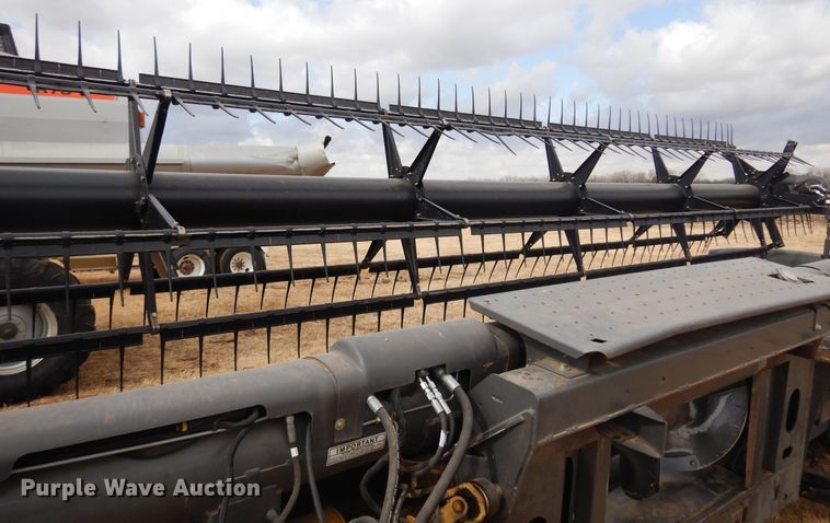 image for item DM1036 Gleaner Dynaflex 9250  flex draper head