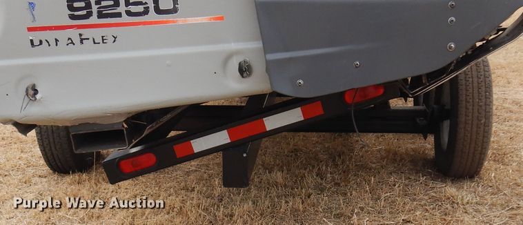 image for item DM1037 Harvest AG AH-632  header trailer