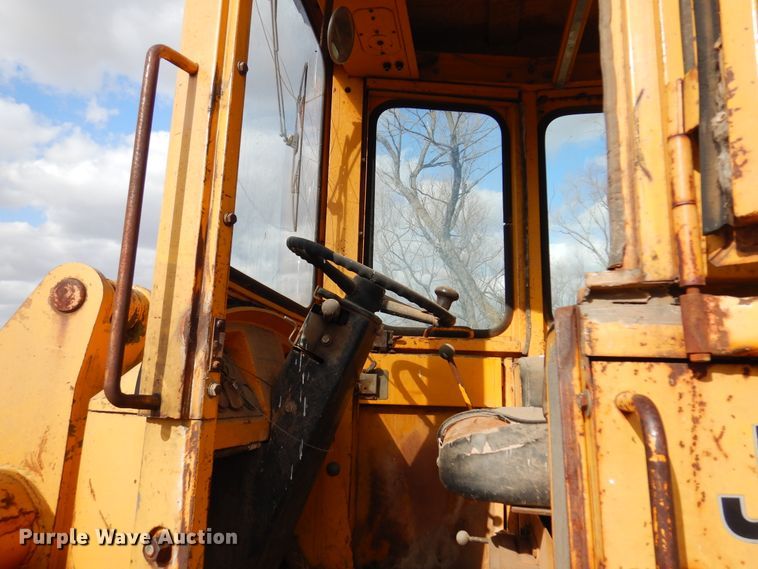 image for item DM1038 1975 John Deere 644B  wheel loader