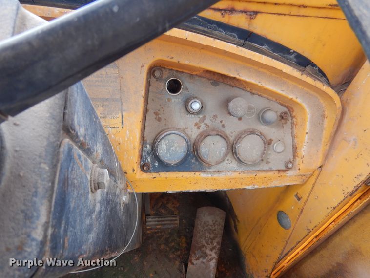 image for item DM1038 1975 John Deere 644B  wheel loader