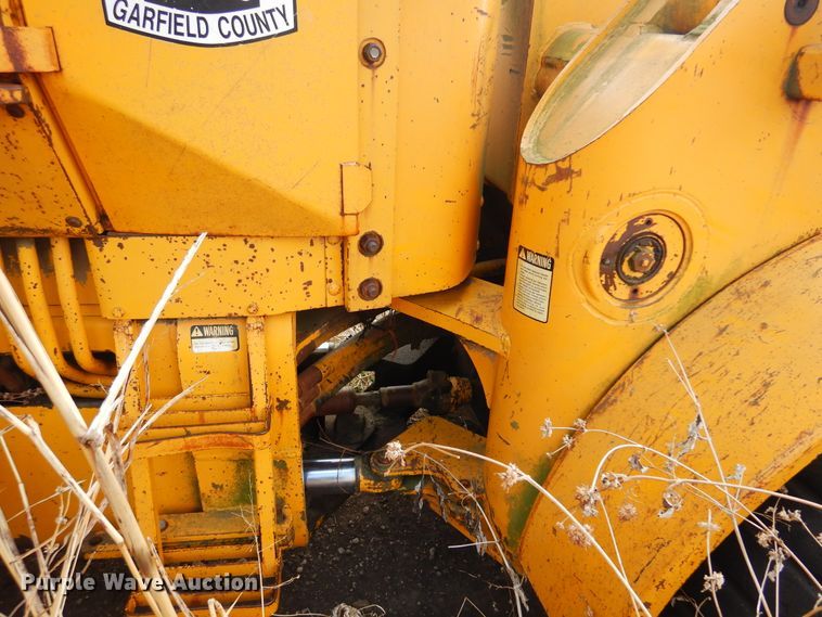 image for item DM1038 1975 John Deere 644B  wheel loader