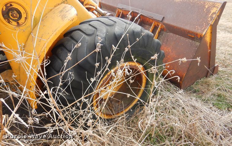 image for item DM1038 1975 John Deere 644B  wheel loader