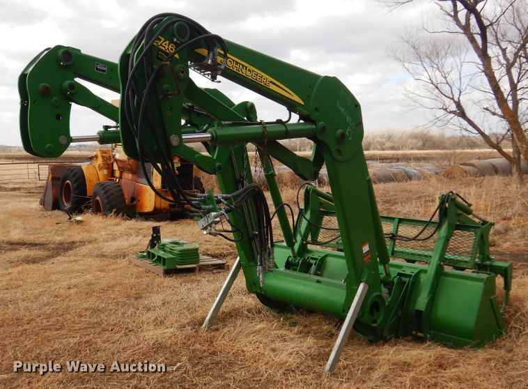 image for item DM1040 John Deere 746  loader