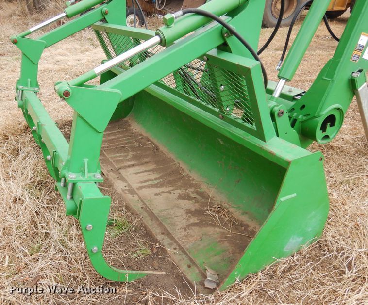 image for item DM1040 John Deere 746  loader