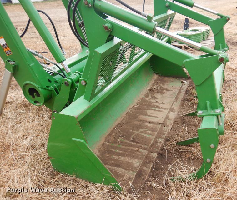 image for item DM1040 John Deere 746  loader