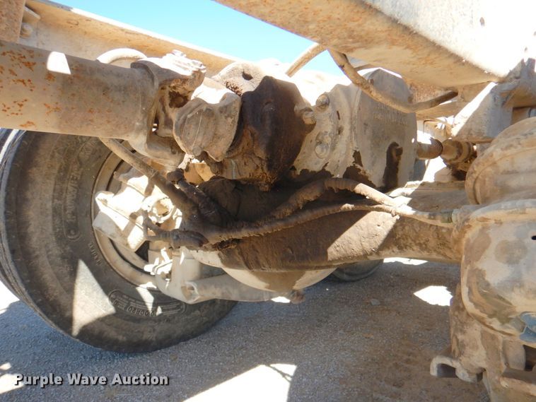 image for item DM1330 1977 Mack R685ST  grain truck