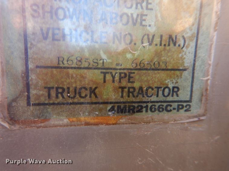image for item DM1330 1977 Mack R685ST  grain truck
