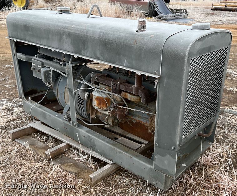 image for item DM8235 Lincoln SAE-300  welder