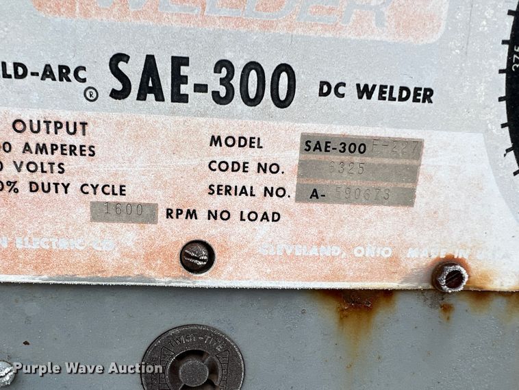 image for item DM8235 Lincoln SAE-300  welder