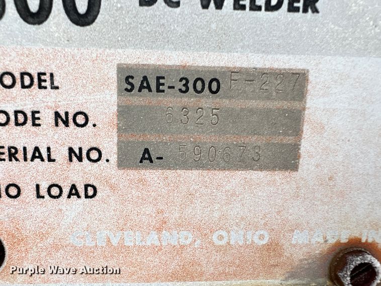 image for item DM8235 Lincoln SAE-300  welder