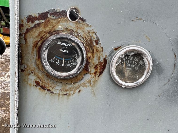 image for item DM8235 Lincoln SAE-300  welder