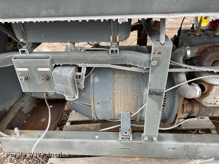 image for item DM8235 Lincoln SAE-300  welder