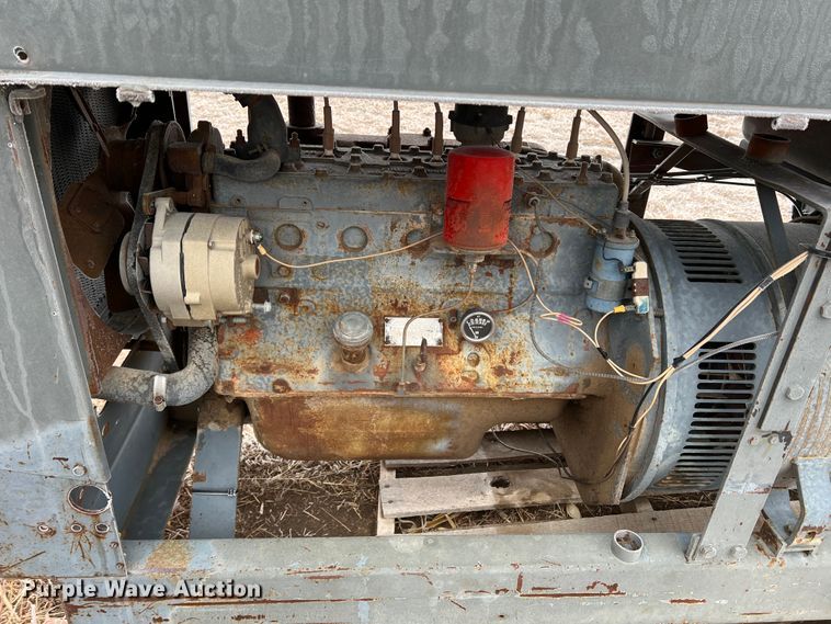 image for item DM8235 Lincoln SAE-300  welder