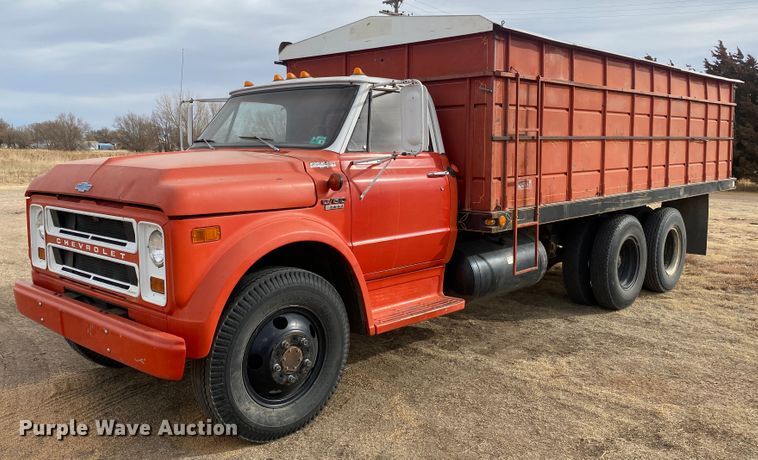 image for item DM8273 1972 Chevrolet  grain truck