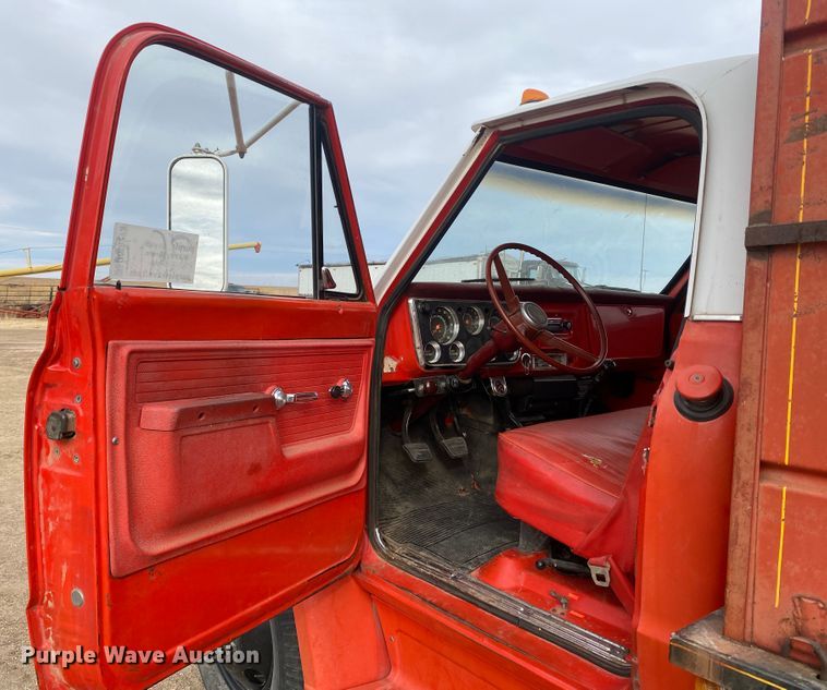 image for item DM8273 1972 Chevrolet  grain truck