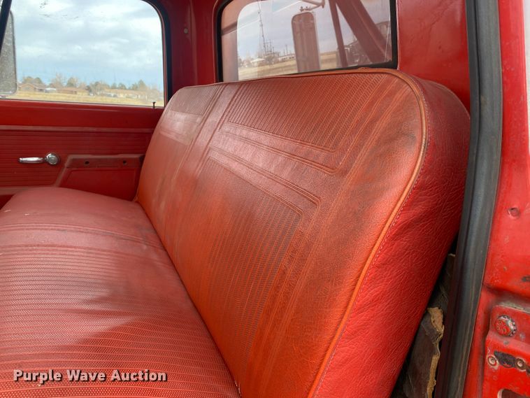 image for item DM8273 1972 Chevrolet  grain truck