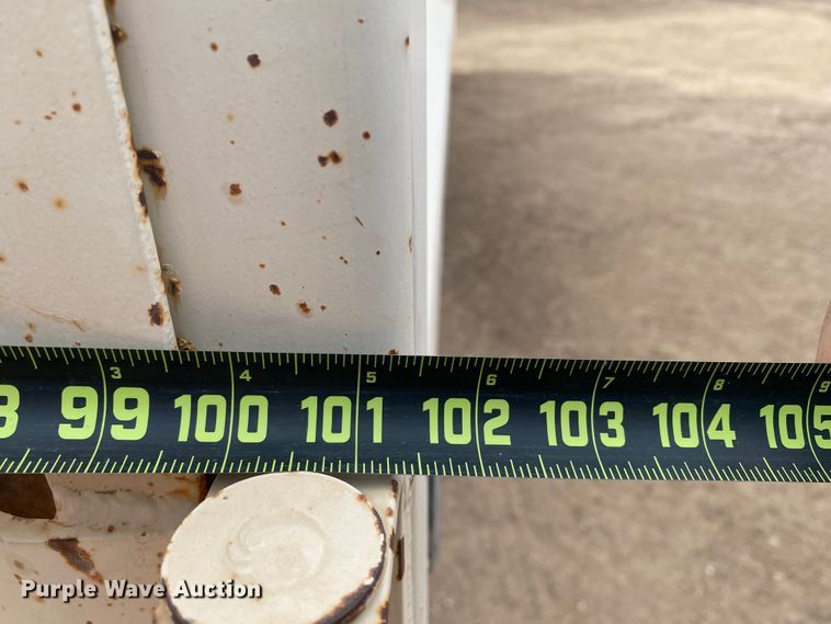 image for item DM8275 1988 Mack R688ST  grain truck