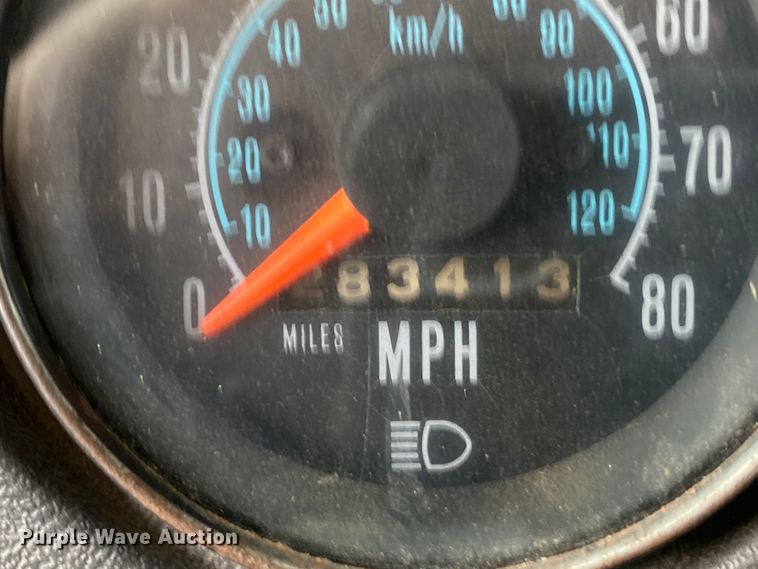 image for item DM8275 1988 Mack R688ST  grain truck