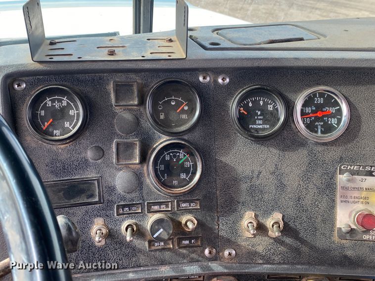 image for item DM8275 1988 Mack R688ST  grain truck