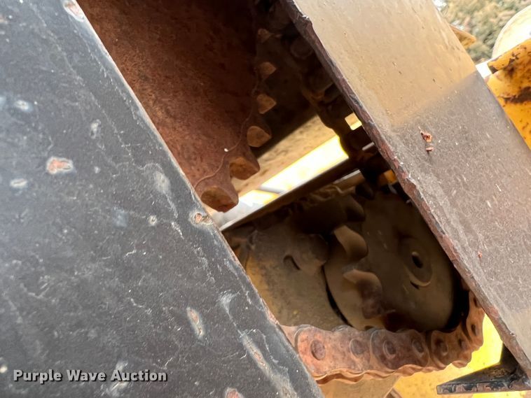 image for item DM8380 Buffalo  hay bale mover