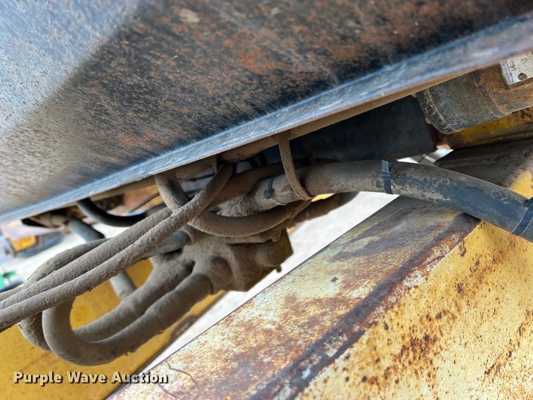 image for item DM8380 Buffalo  hay bale mover