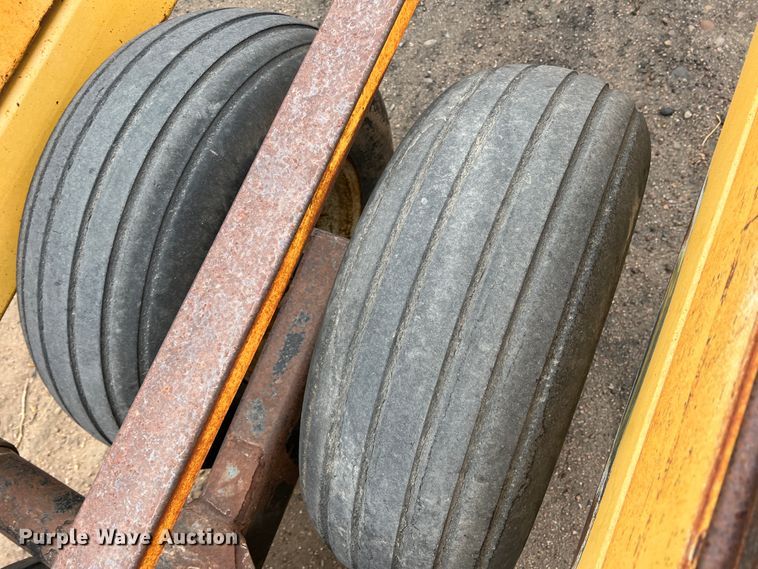 image for item DM8380 Buffalo  hay bale mover