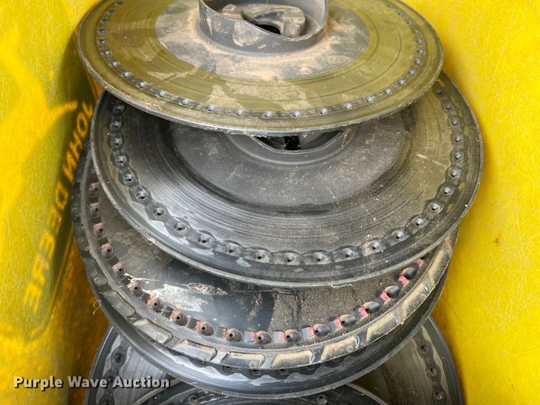 image for item DM8382 John Deere 1720 MaxEmerge Plus  planter