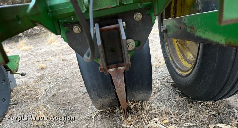 image for item DM8382 John Deere 1720 MaxEmerge Plus  planter