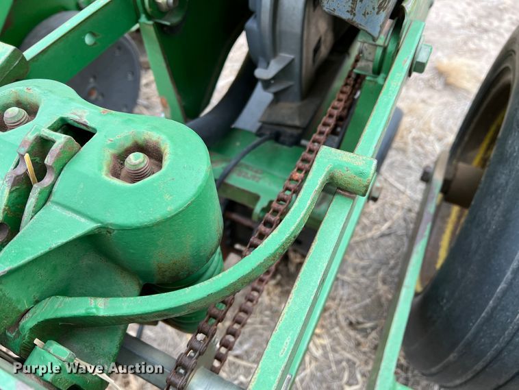 image for item DM8382 John Deere 1720 MaxEmerge Plus  planter