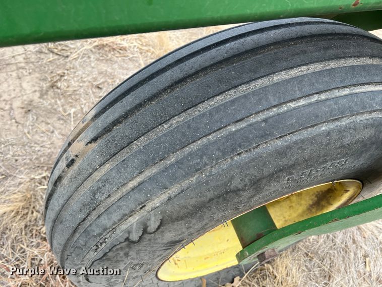 image for item DM8382 John Deere 1720 MaxEmerge Plus  planter