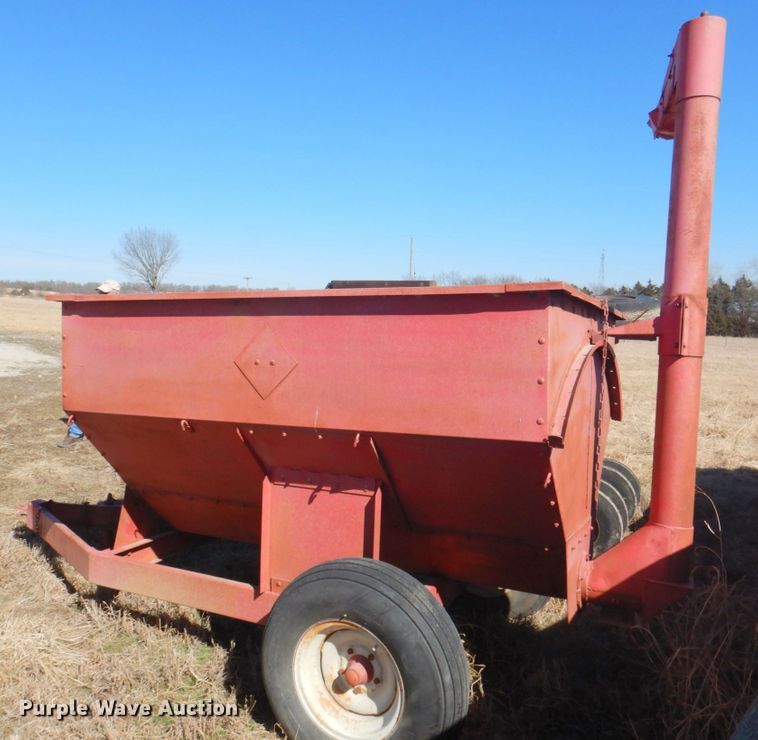 image for item DN1332 Grain cart