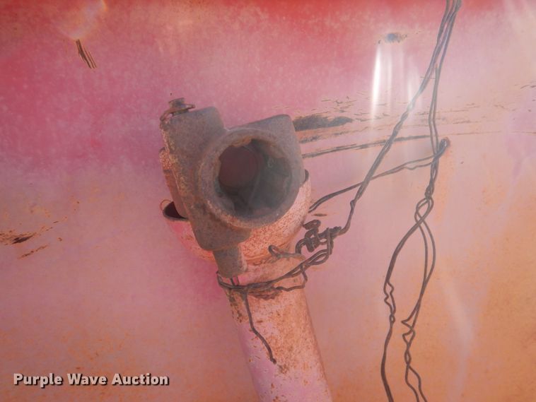 image for item DN1332 Grain cart