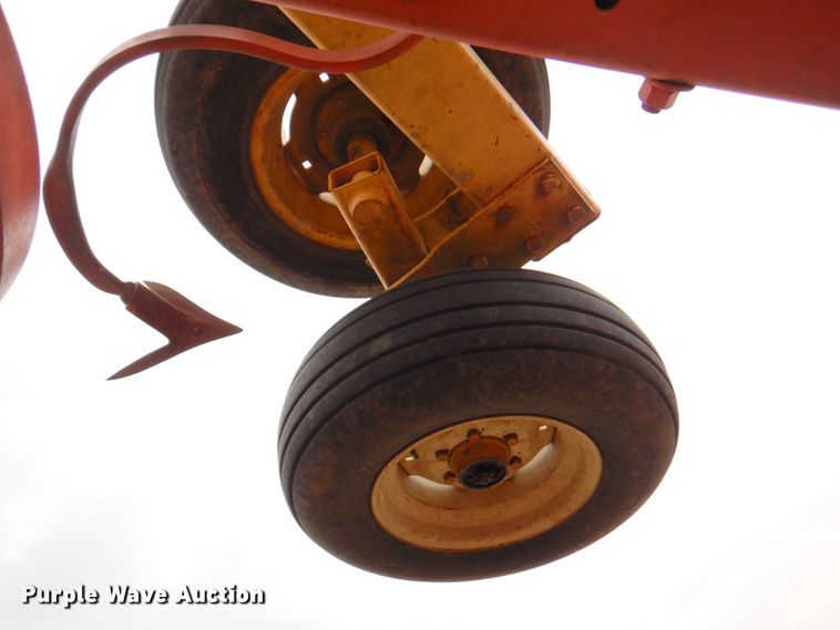 image for item DN1354 Krause 4200  field cultivator