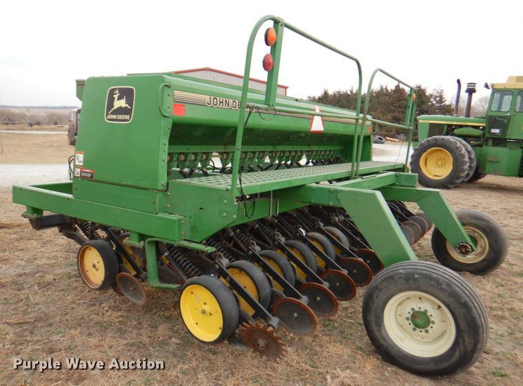 image for item DN1355 John Deere 750  grain drill