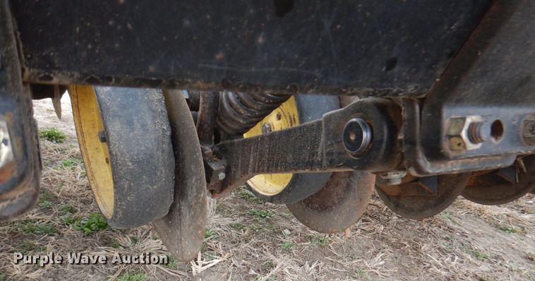 image for item DN1355 John Deere 750  grain drill