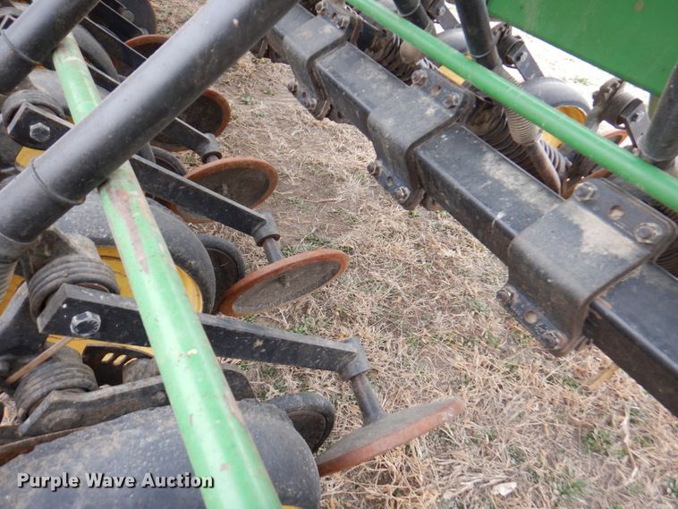 image for item DN1355 John Deere 750  grain drill