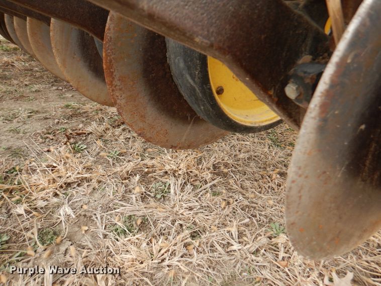 image for item DN1355 John Deere 750  grain drill