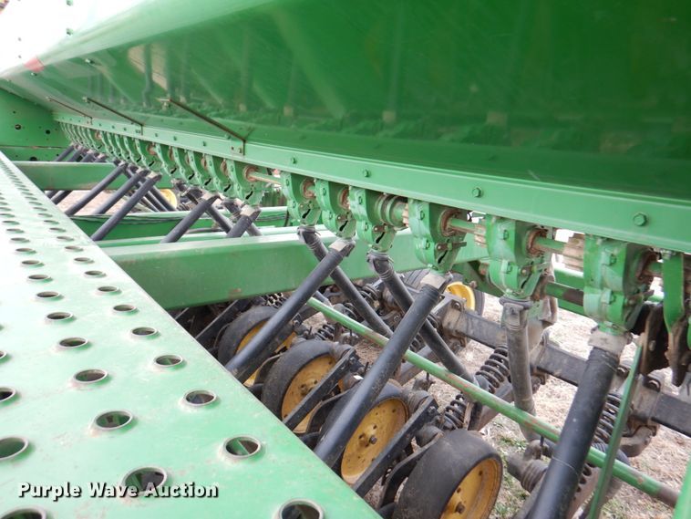 image for item DN1355 John Deere 750  grain drill